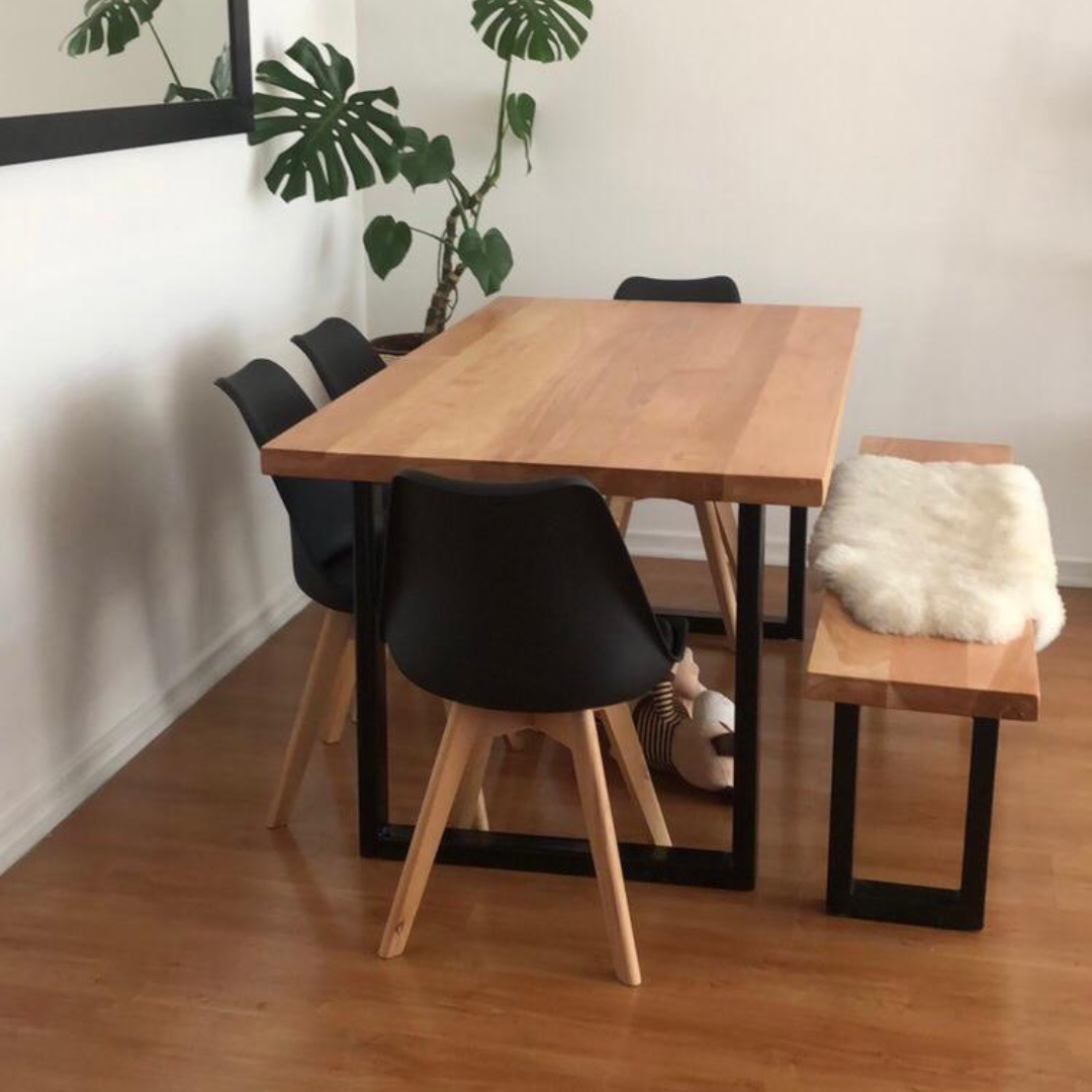 Banca de Diseño Industrial en Madera Nativa y Fierro