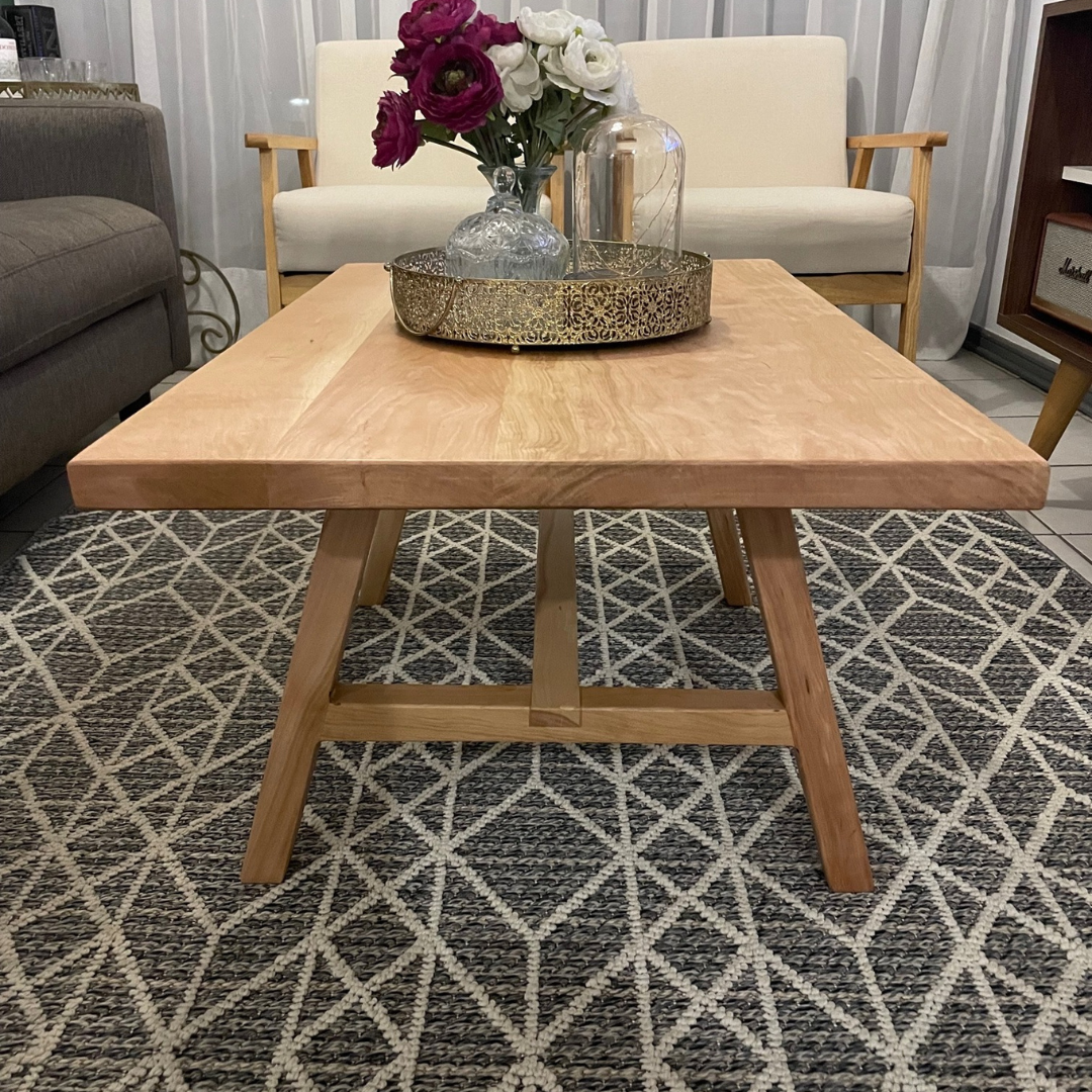 Mesa de Centro Rectangular en Madera Nativa de Lenga