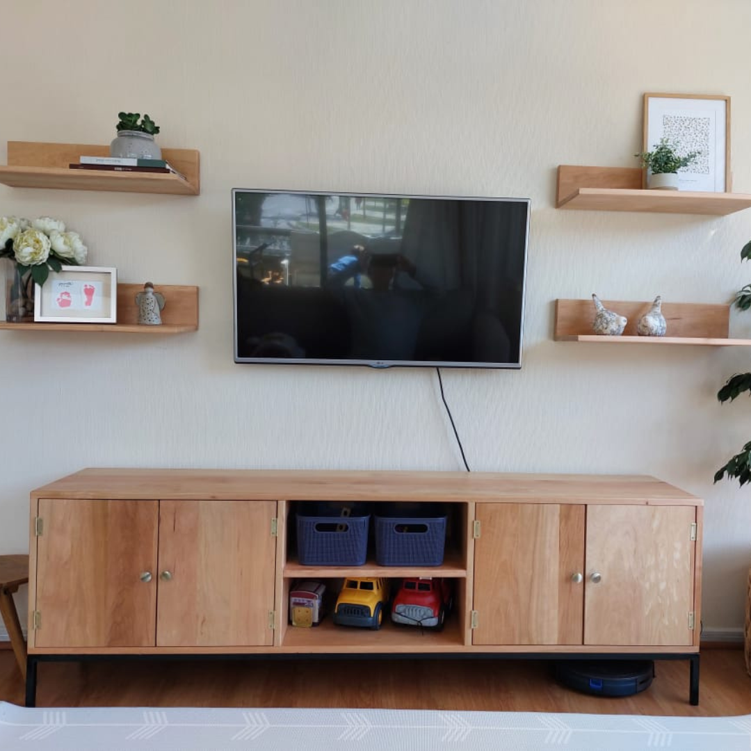 Rack de TV Doble en Madera Nativa y Estructura de Fierro