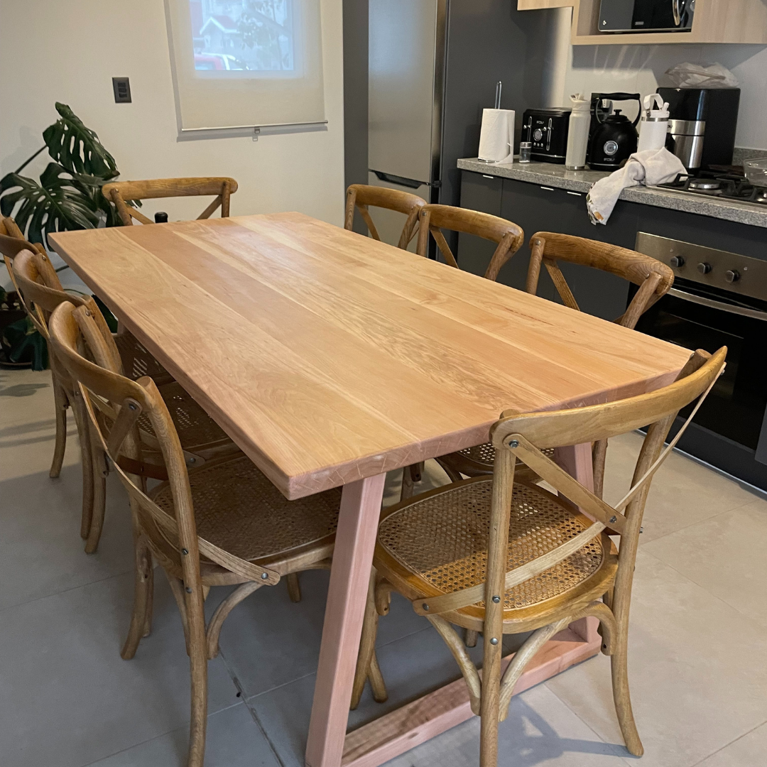 Juego Comedor Lenga 8P +  8 Sillas Crossback