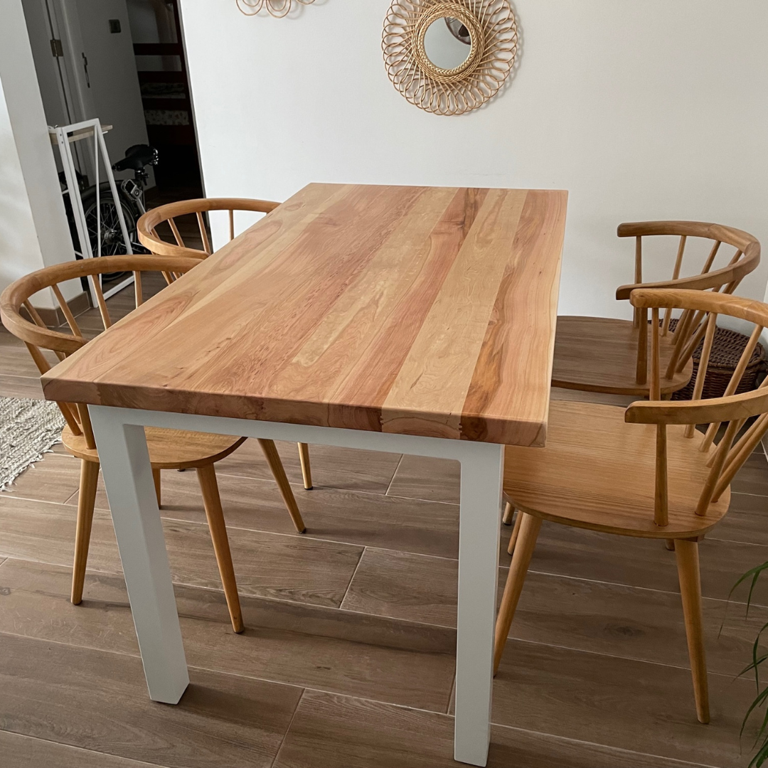 [Cyber Oferta] Mesa de Comedor Rectangular Simple en Madera Nativa y Fierro (4 a 10 personas)
