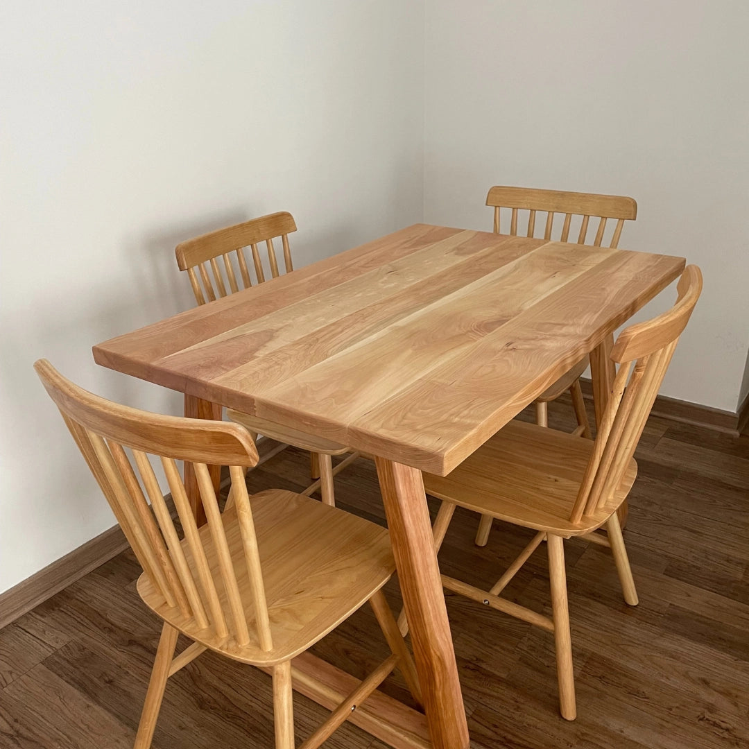 Mesa de Comedor Rectangular Trapecio en Madera Nativa (4 a 10 personas)