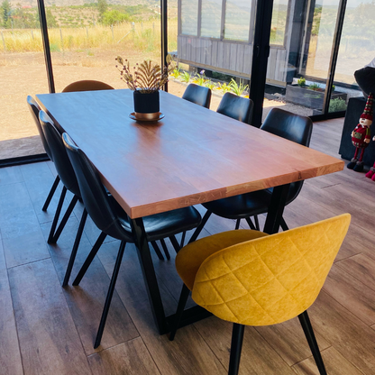 [Cyber Oferta] Mesa de Comedor Rectangular Trapecio Invertido en Madera Nativa y Fierro (4 a 10 personas)