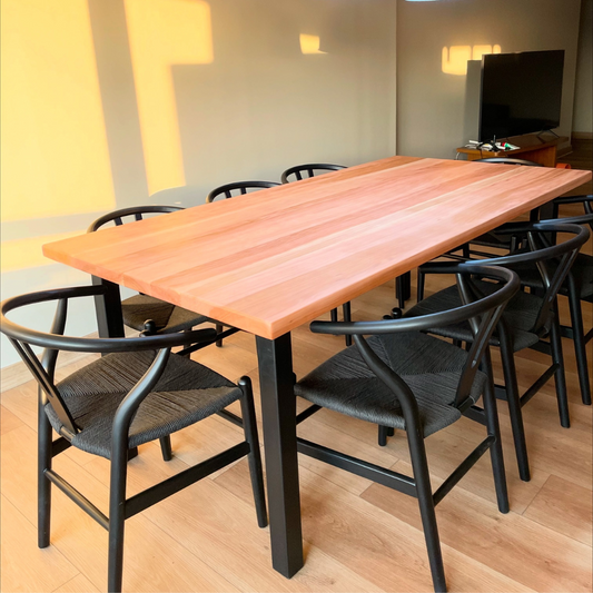 [Cyber Oferta] Mesa de Comedor Rectangular Simple en Madera Nativa y Fierro (4 a 10 personas)